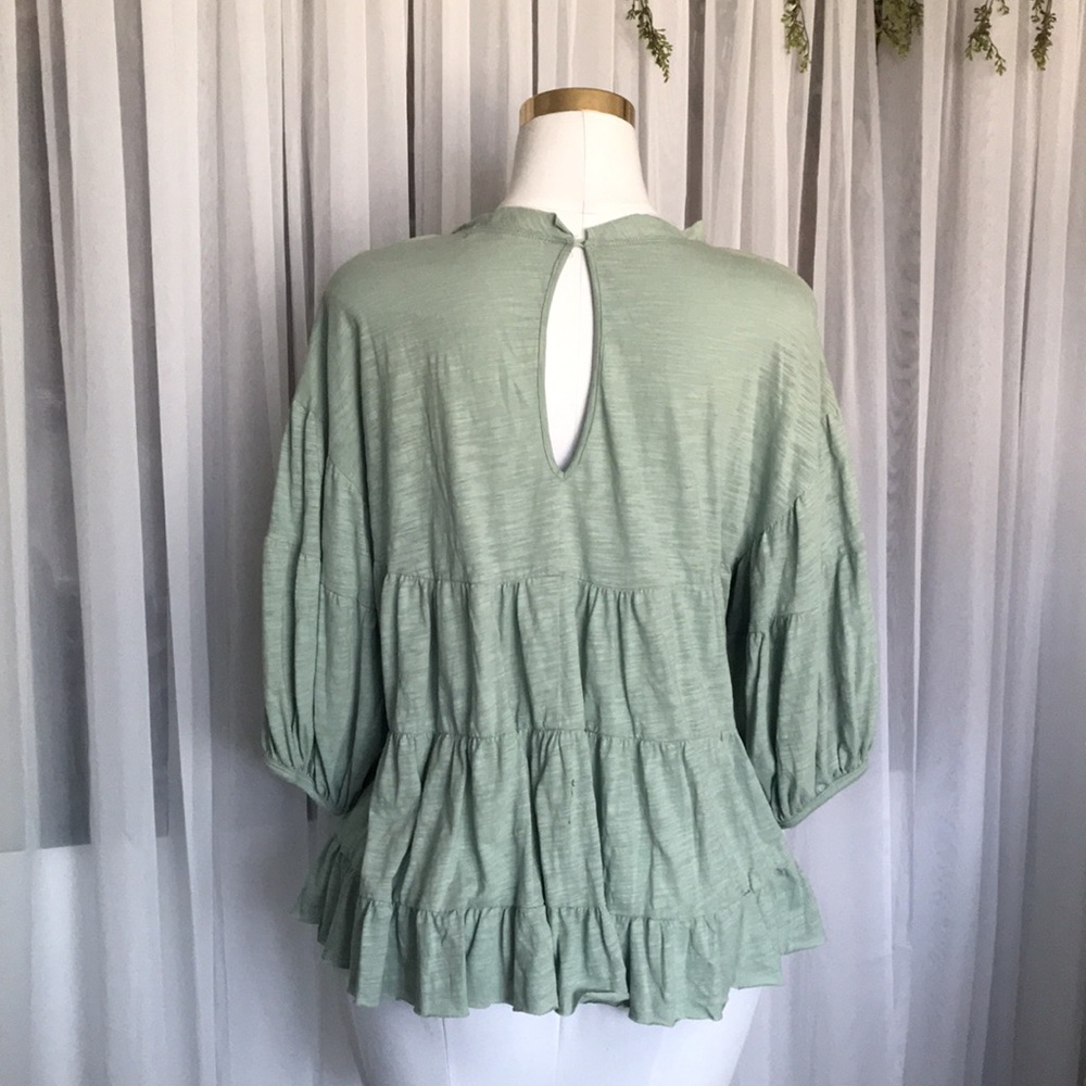 Oversized Ruffle Boho Top - Picture 4 of 5
